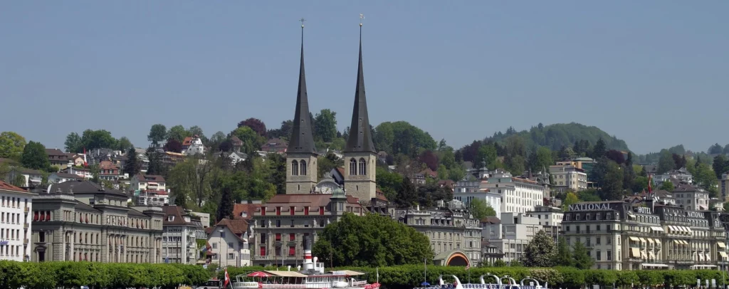 Brustvergrößerung Luzern: Trends & Vorteile im Februar 2025